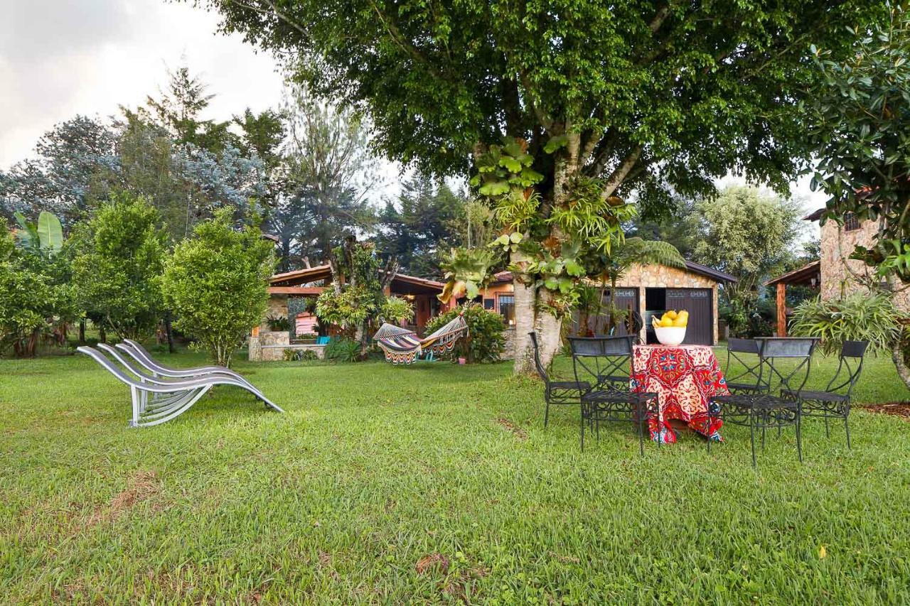 Villa La Casa de Piedra Guatapé Exterior foto